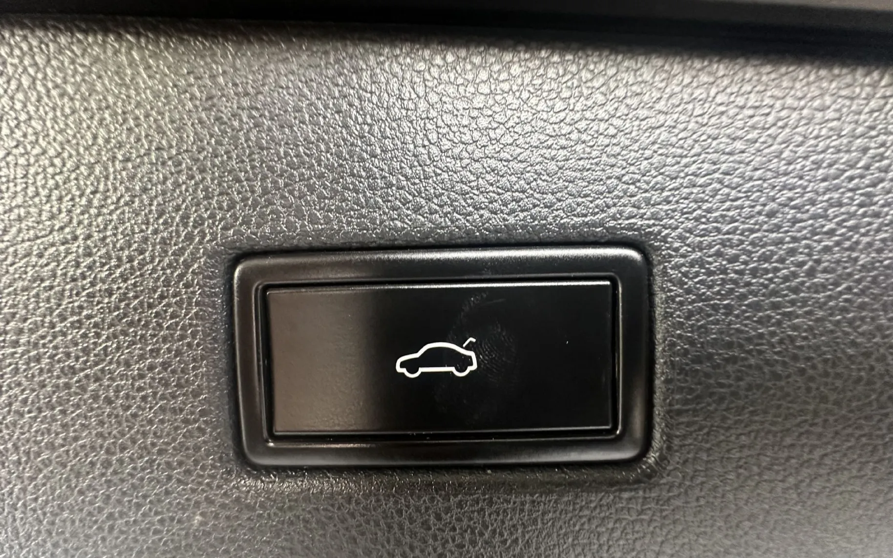 Zunanja slika - Volkswagen Tiguan - 2.0 TDI Comfort DSG.110kW.NAVI.ALU.PDC.DIZEL - 19