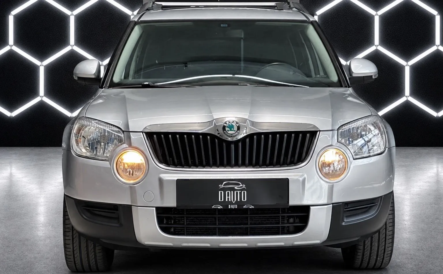 Zunanja slika - Škoda Yeti - 1.2 TSI  DSG+PANORAMA+KLJUKA+TEMPOMAT+SLO.VOZILO.. - 2