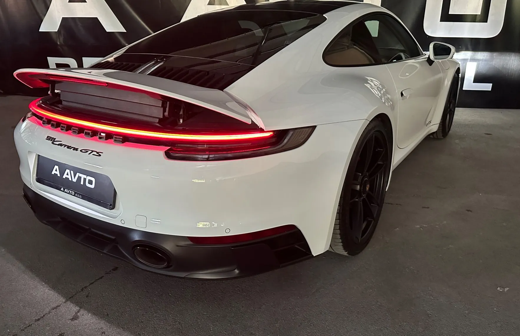 Zunanja slika - Porsche 911 - Carrera GTS Coupe PDK-CHRONO-MATRIX-PANORAMA-K360 - 6