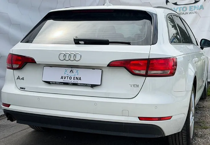 Zunanja slika - Audi A4 - Avant 2.0 TDI S tronic - LED - PDC2x - NAVI - ALU17 - 4