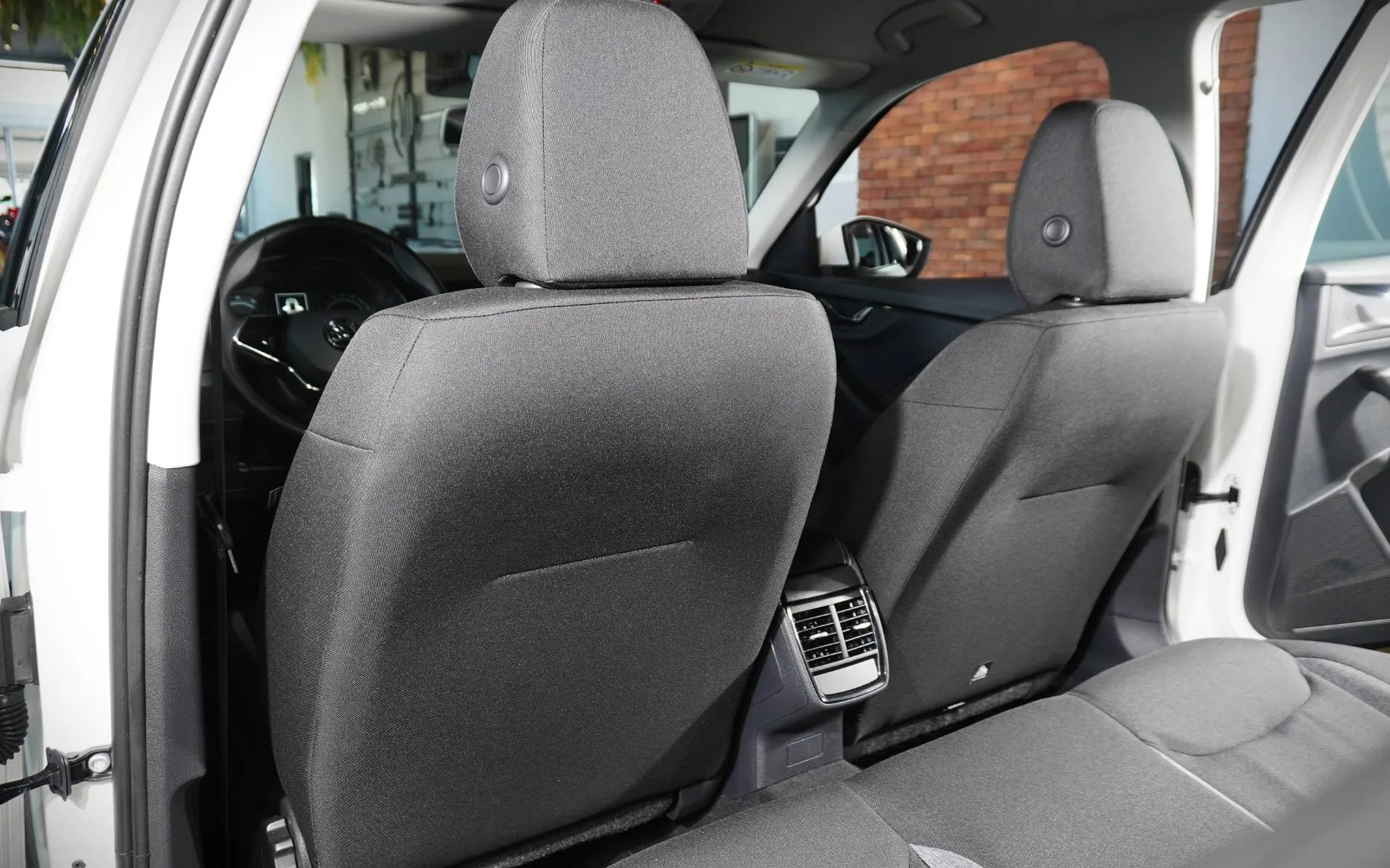 Zunanja slika - Škoda Kamiq - 1,0 TSI Active - 17