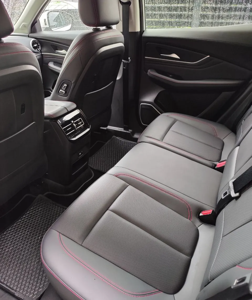 Notranja slika - Forthing Forthing T5 EVO - my 2025 1.5T 7DCT LUXURY - 4