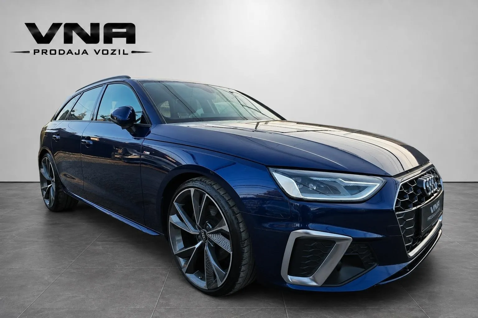 Zunanja slika - Audi A4 Avant - TDI S line S tronic |LED|RADAR|ALU18|TOP| - 3