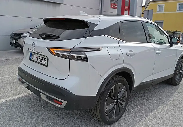 Zunanja slika - Nissan Qashqai - 1.3 DIG-T MHEV Tekna X-Tronic   COLD   PRO PILOT - 5