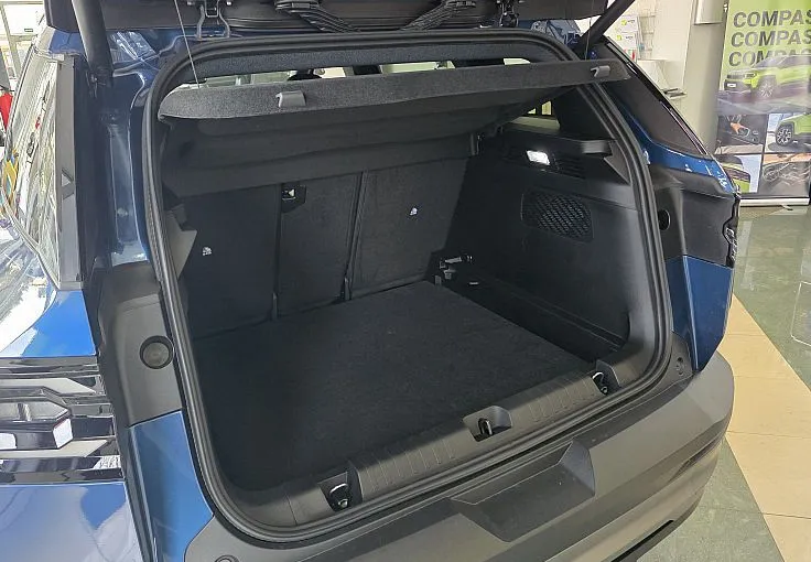 Zunanja slika - Jeep Compass - 1.2 DCT6 e-Hybrid 107kW FIRST EDITION - 9