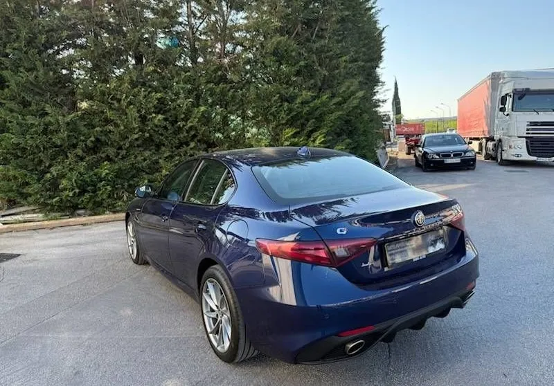 Zunanja slika - Alfa Romeo Giulia - 2.2 Multijet 210 Veloce Avt. 4x4 - 3
