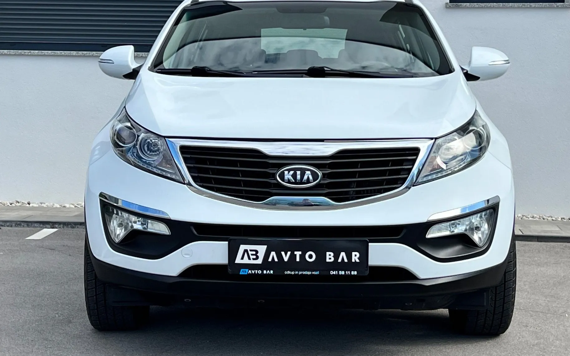 Zunanja slika - KIA Sportage - 1.7 CRDi+SLO+ALU+PDC+USB - 2