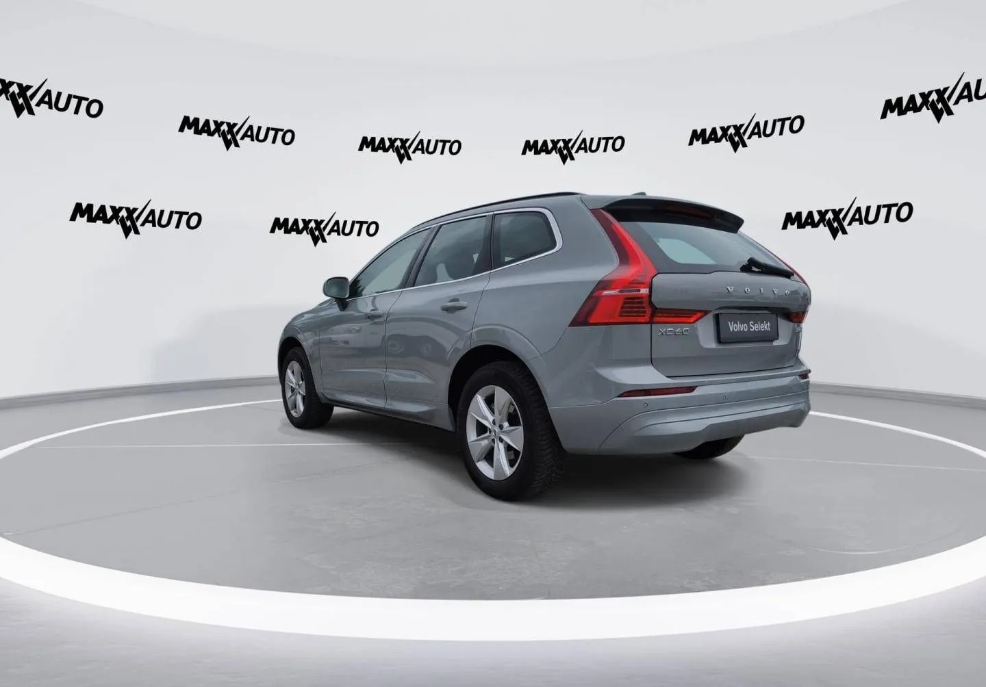 Notranja slika - Volvo XC60 - B5P AWD Core Avt. KAMERA. LED. ACC. BLISS - 7