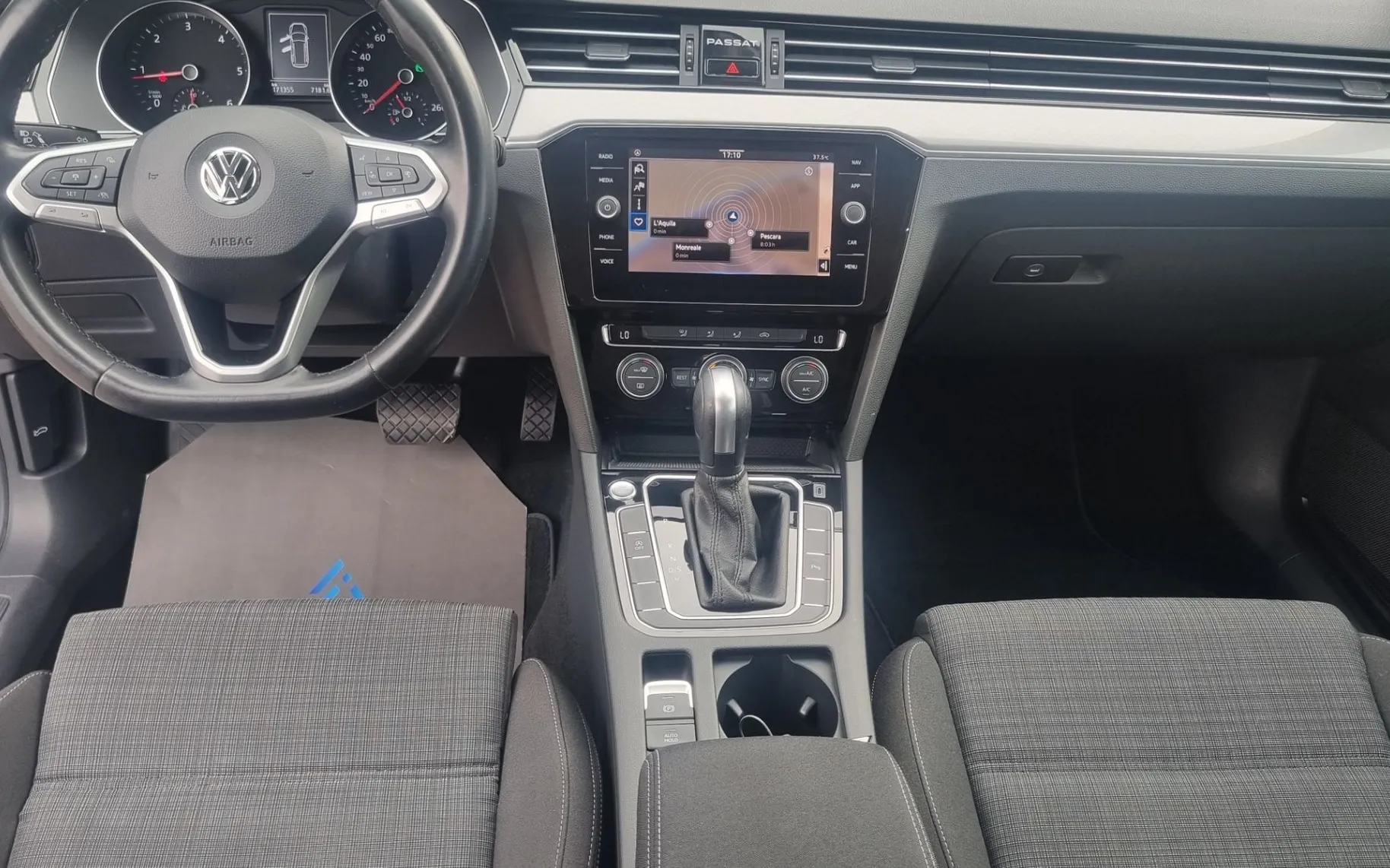 Zunanja slika - VW Passat - Variant 2.0 TDI BMT Business 110kW-DSG-LED-2XPDC-NAVI - 10
