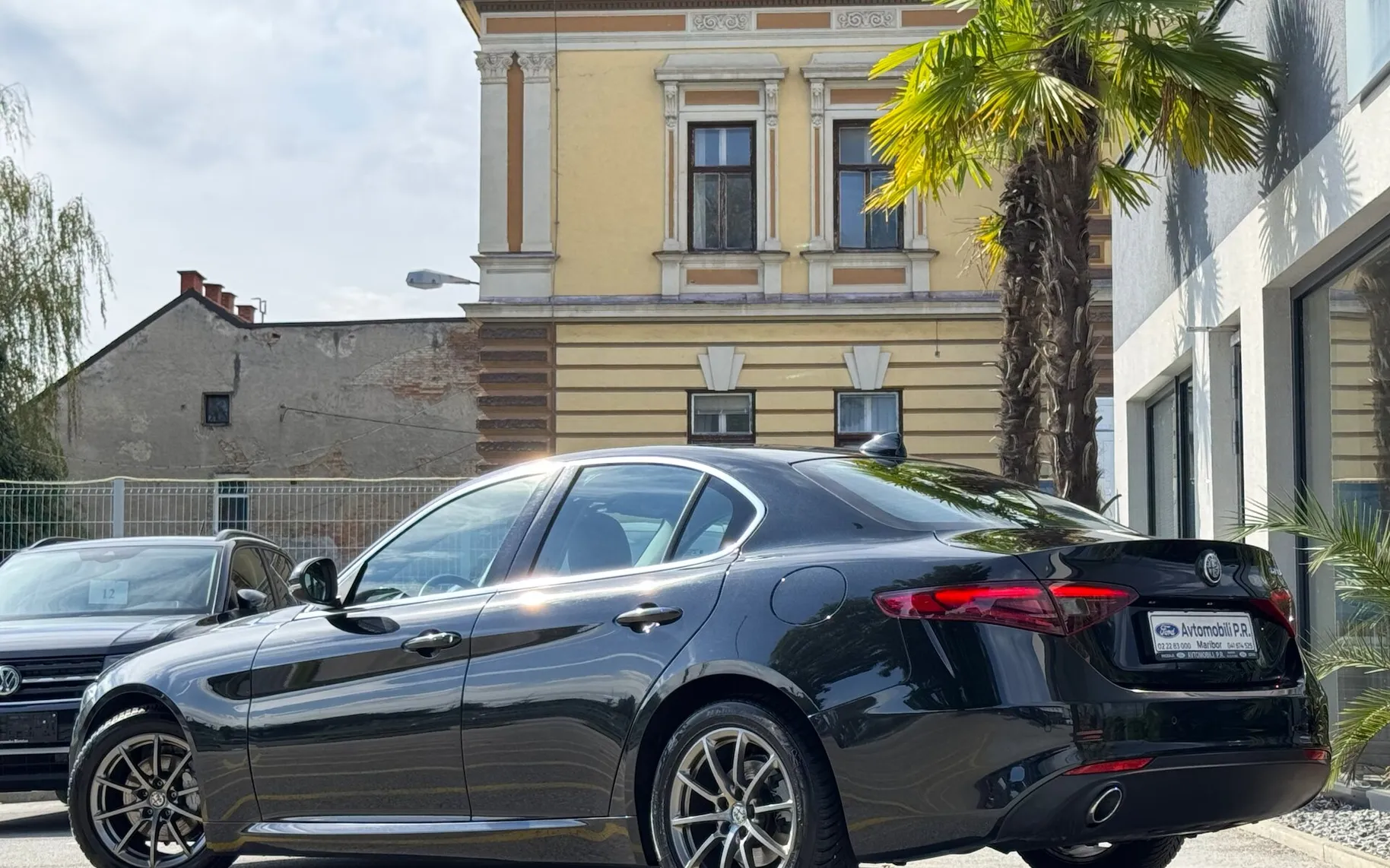 Zunanja slika - Alfa Romeo Giulia - 2.2 Multijet 150KM USNJE NAVI BI-XENON DAB - 5