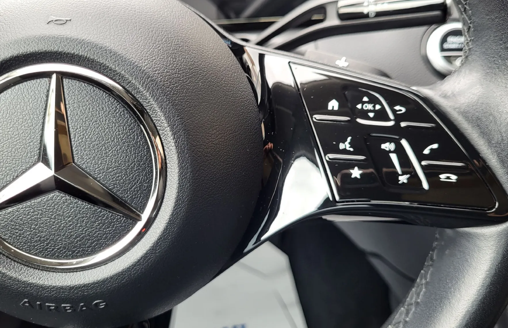 Zunanja slika - Mercedes-Benz C-Razred - C 200 d AT9 navi-led-alu-pdc-virtual-acc-kamera - 10