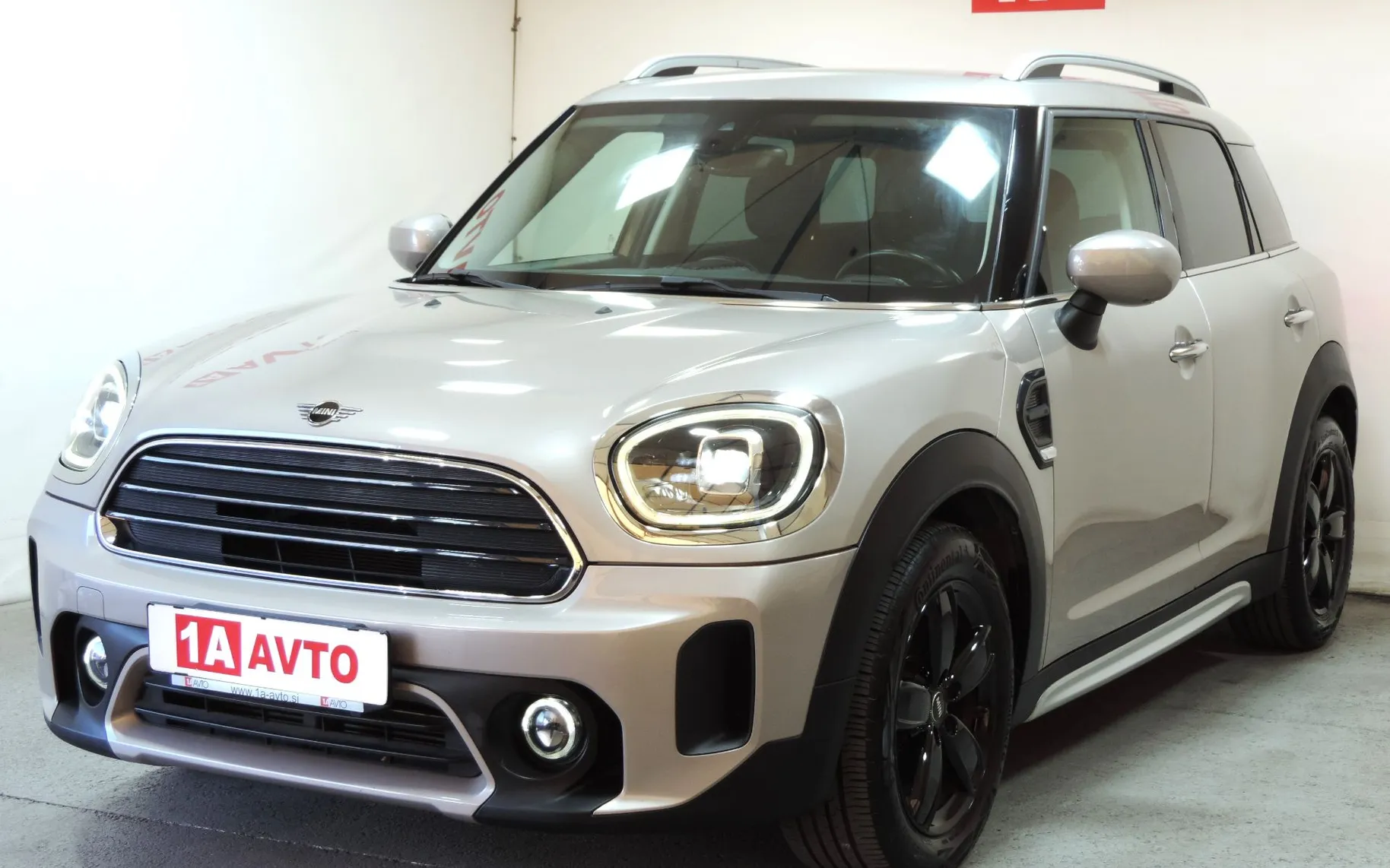 Zunanja slika - MINI Countryman - Cooper 2.0 D 150 Avt. LED-KAMERA-KEYLESS - 1