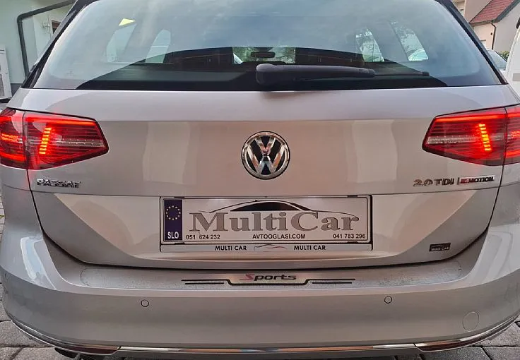 Zunanja slika - Volkswagen Passat - Variant 4motion 2.0 TDI HIGHLINE DSG.FULLED.ACC.NAVIPRO... - 8