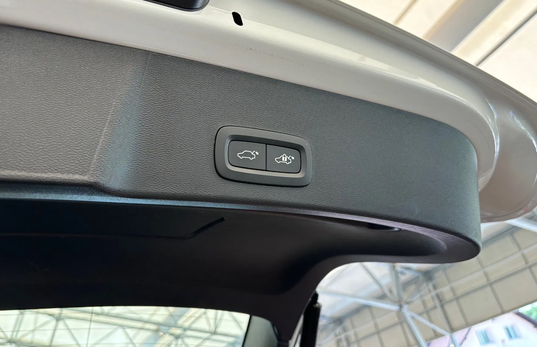 Zunanja slika - Volvo XC40 - B3P Nordic Core Avt. - 8
