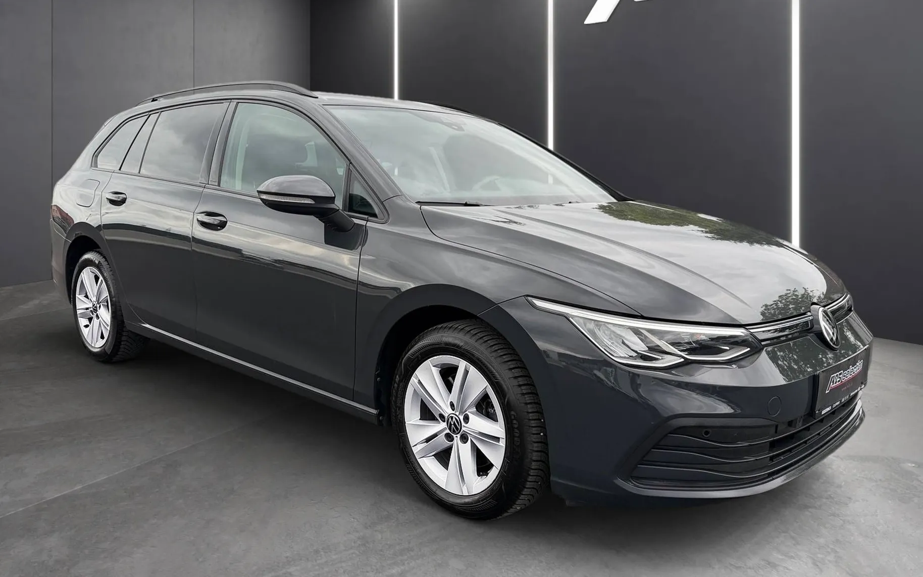 Zunanja slika - Volkswagen Golf Variant - 2.0 TDI Life DSG-LED-ACC-PDC-Navigacija-AppConne.. - 2