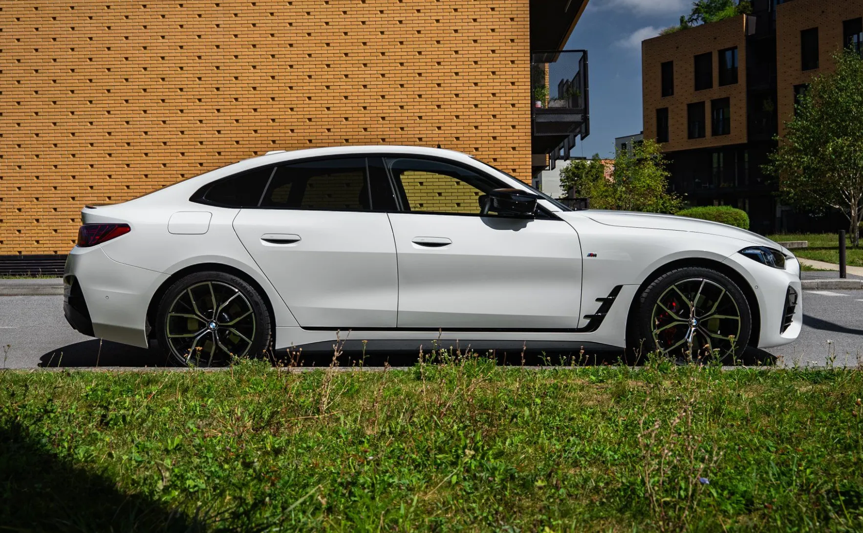 Zunanja slika - BMW Serija 4 - Gran Coupe: 440i xDrive - Šibedah - Harman Kardon - Memo - 4