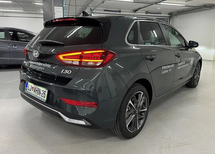 Zunanja slika - Hyundai i30 - 1.5 TGDi 140 MHEV FL II. PREMIUM SMART ECM - 9