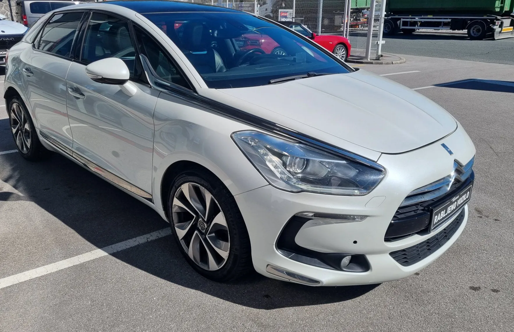 Zunanja slika - Citroën DS5 - 2.0 HDi Avtomatik - KAMERA-NAVI-HIFI-GRETJE SED. - 3