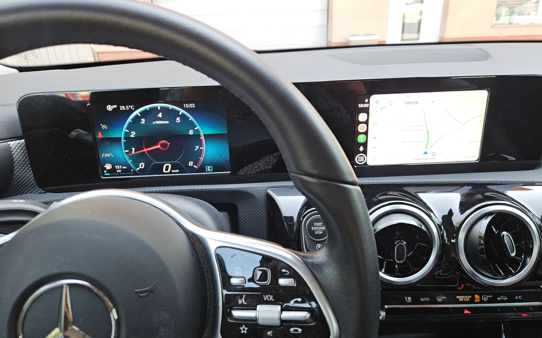 Notranja slika - Mercedes-Benz CLA-Razred - CLA 180 - 10