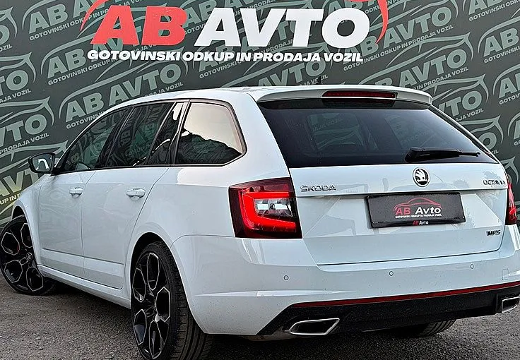 Zunanja slika - Škoda Octavia - Combi 2.0 TDI RS DSG CHALLENGE+ALU19+FACELIFT+TOP - 7