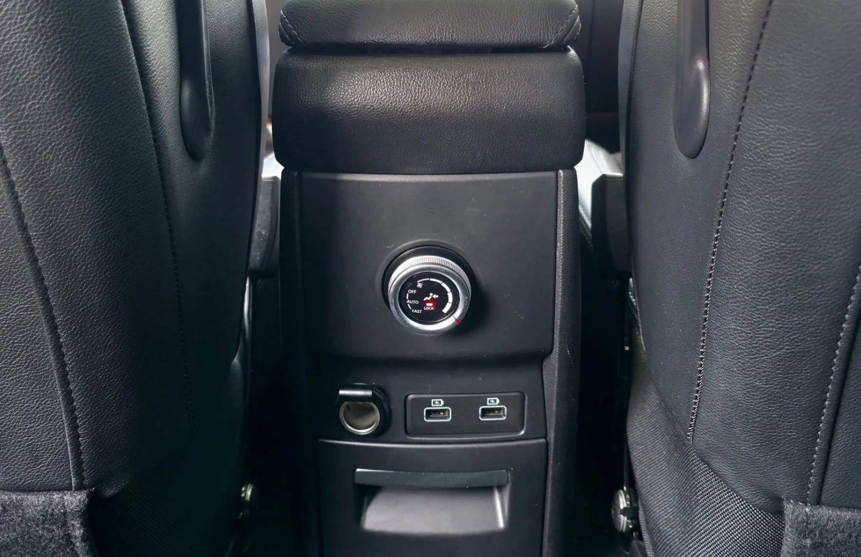 Zunanja slika - Renault Espace - 2.0dCi EDC Intens FULLED•PANOR•BLIS•7SED•KAMER•18C - 14