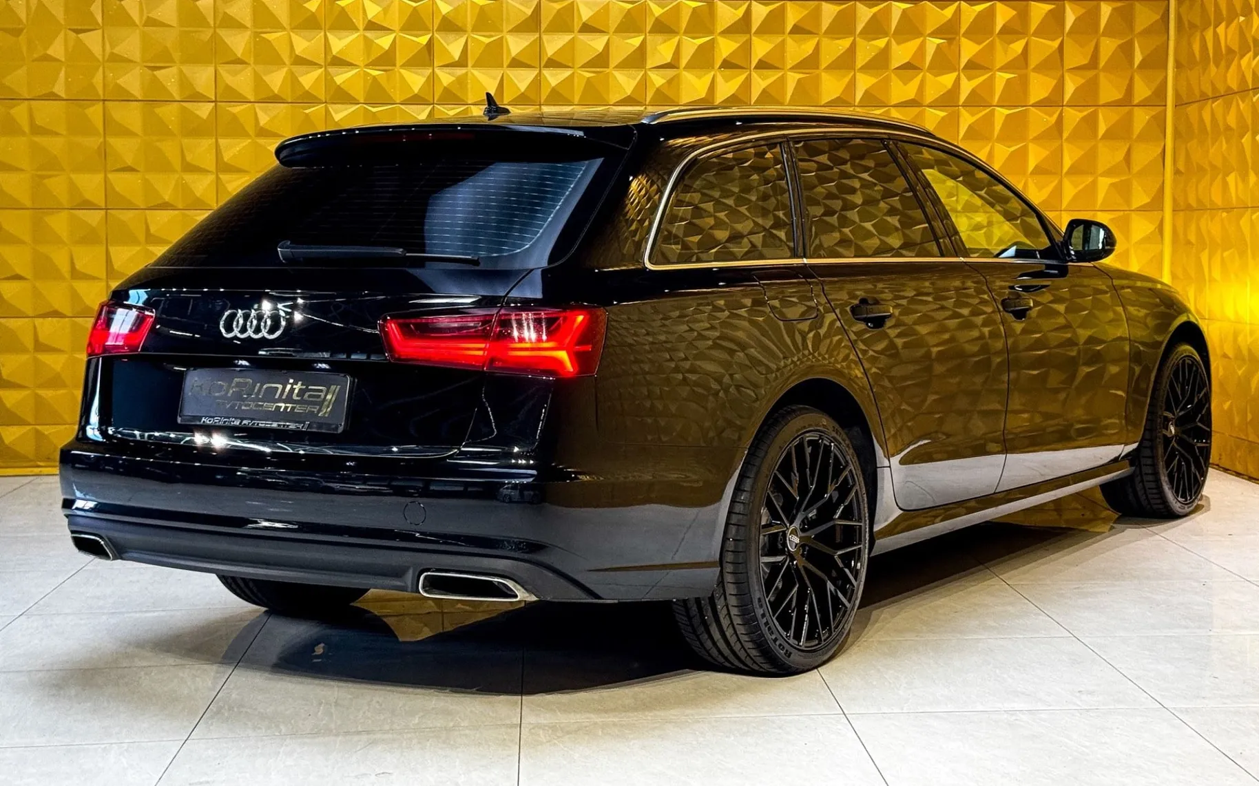 Notranja slika - Audi A6 Avant - 3.0 TDI AUT.-GRETJE-ALCANTARA-TEMP-F1 - 11