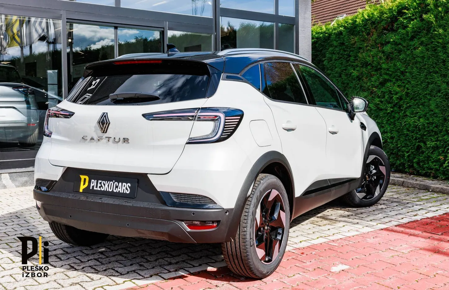 Zunanja slika - Renault Captur - TCe 160 EDC Techno - 4