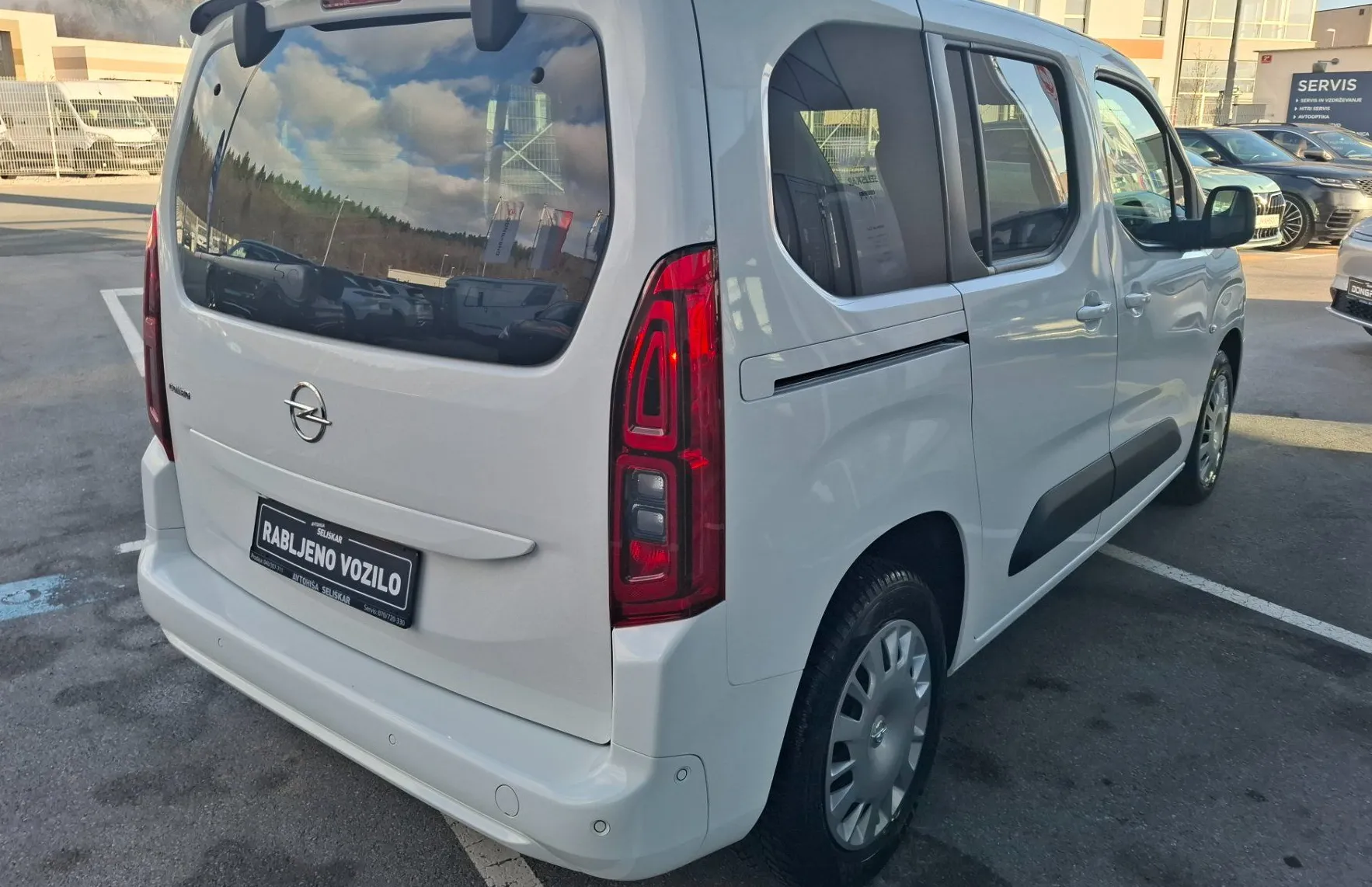 Zunanja slika - Opel Combo - 1.5 HDI 96KW SERVISNA ZGODOVINA + MALO KM - 8