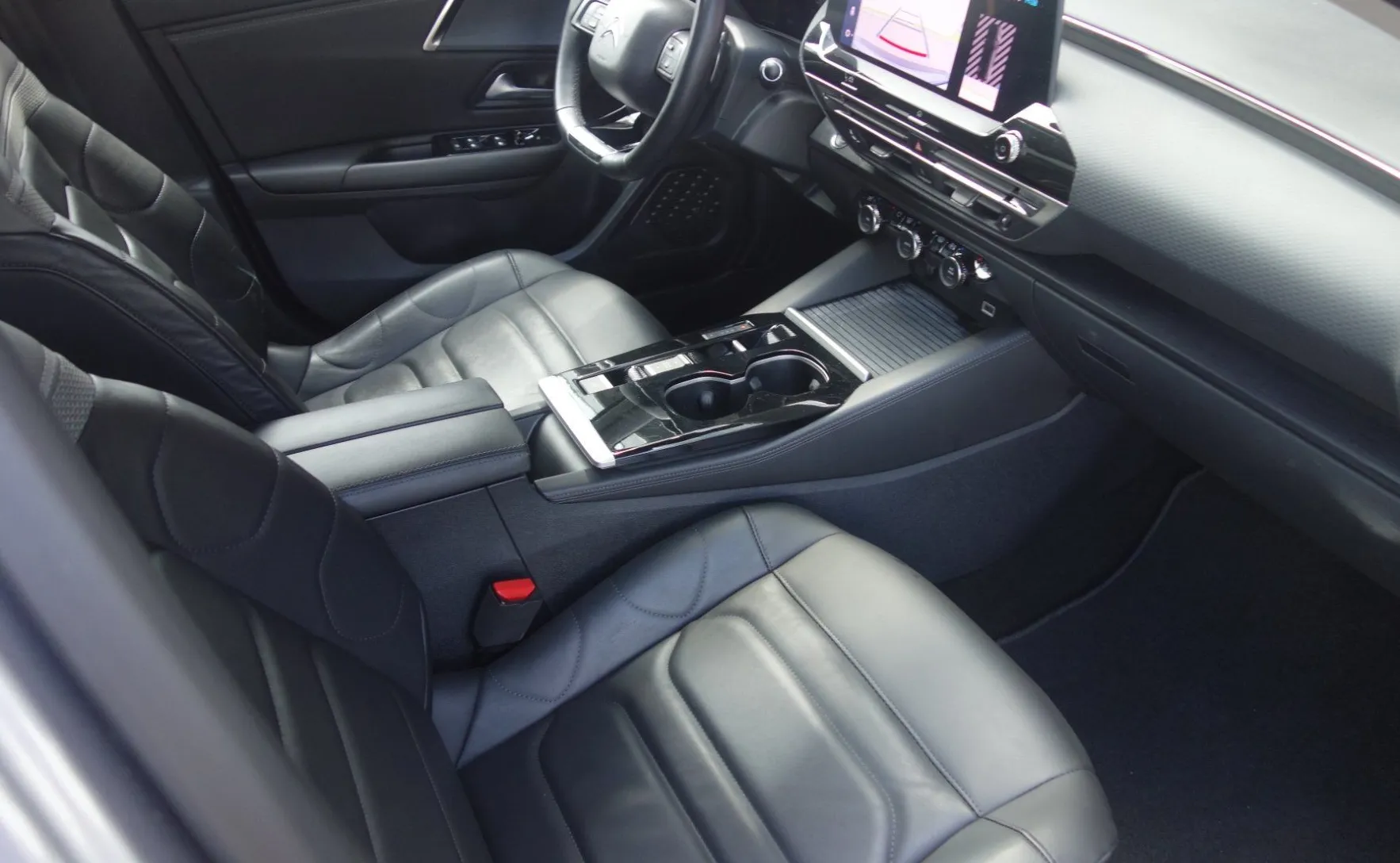 Zunanja slika - Citroën C5 X - 1.2 AUT. - 8