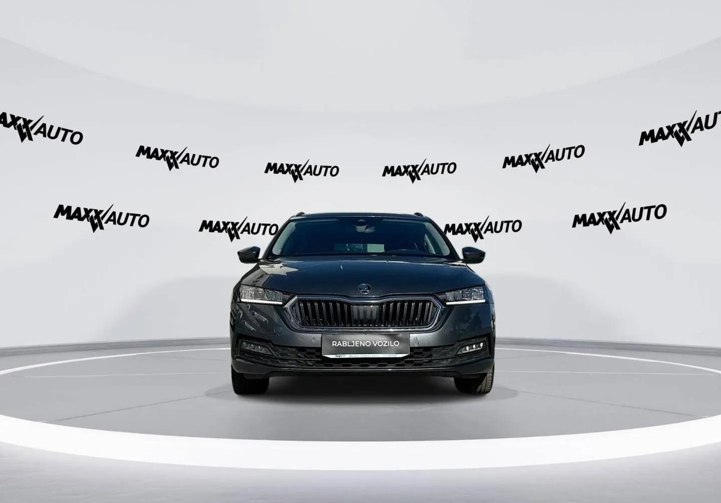 Zunanja slika - Škoda Octavia - Combi 2.0 TDI Ambition DSG - 2