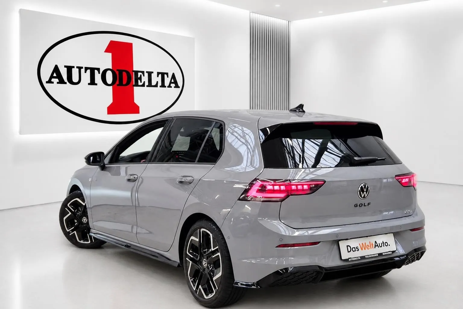 Zunanja slika - Volkswagen Golf - 1.5 eTSI BMT 4Joy DSG - 4