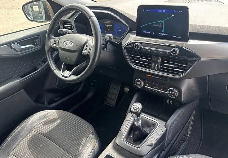 Zunanja slika - Ford Kuga - 1.5 EcoBoost Titanium X. 1.lastnik. full oprema... - 12