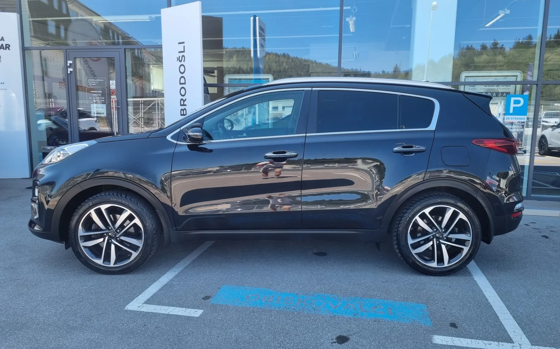 Zunanja slika - KIA Sportage - 2WD 1.6 TD - SLOVENSKI + 1. LASTNIK + ZGODOVINA - 26