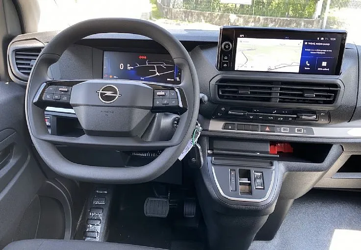 Zunanja slika - Opel Zafira - VIVARO L 2.2CDTI 180KM AVT. 9 SEDEŽEV - AKCIJA MAJ - 9