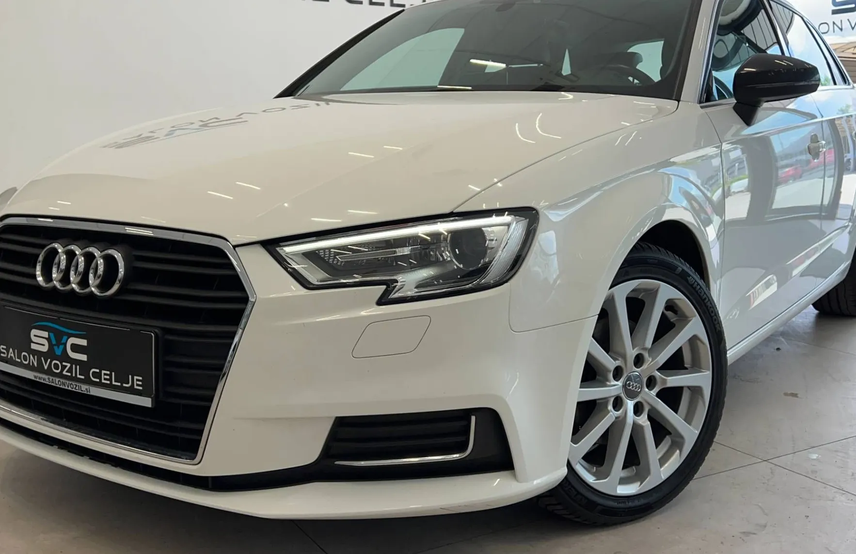 Zunanja slika - Audi A3 - 1.6TDI-DESIGN-XENON-NAVI-TEMP-DIGI-KLIMA-PDC-17C - 1