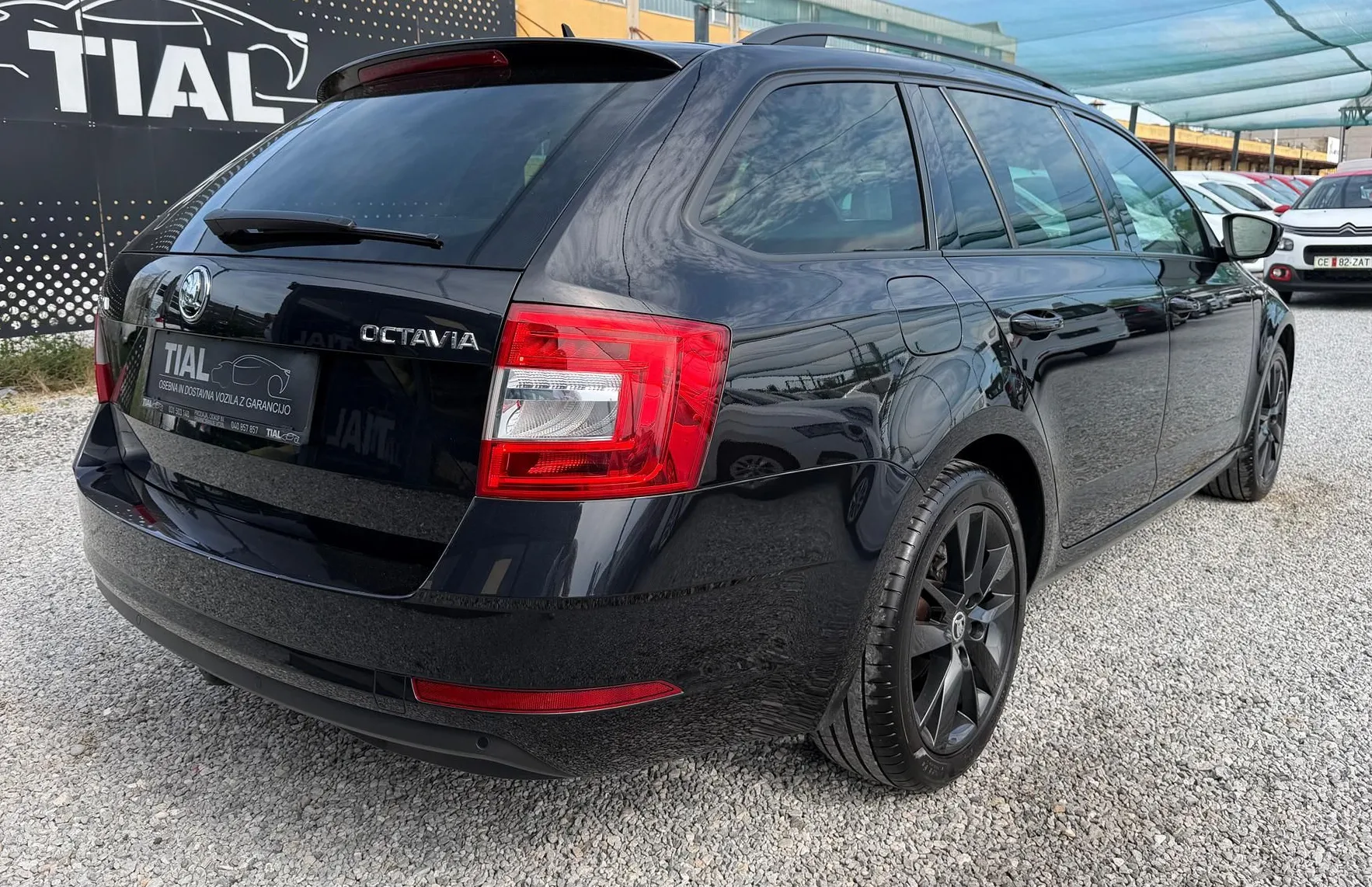 Zunanja slika - Škoda Octavia - 2.0 TDI SLO-FULL LED-ACC-CANTON-ŠPORTNI SEDEŽI - 7