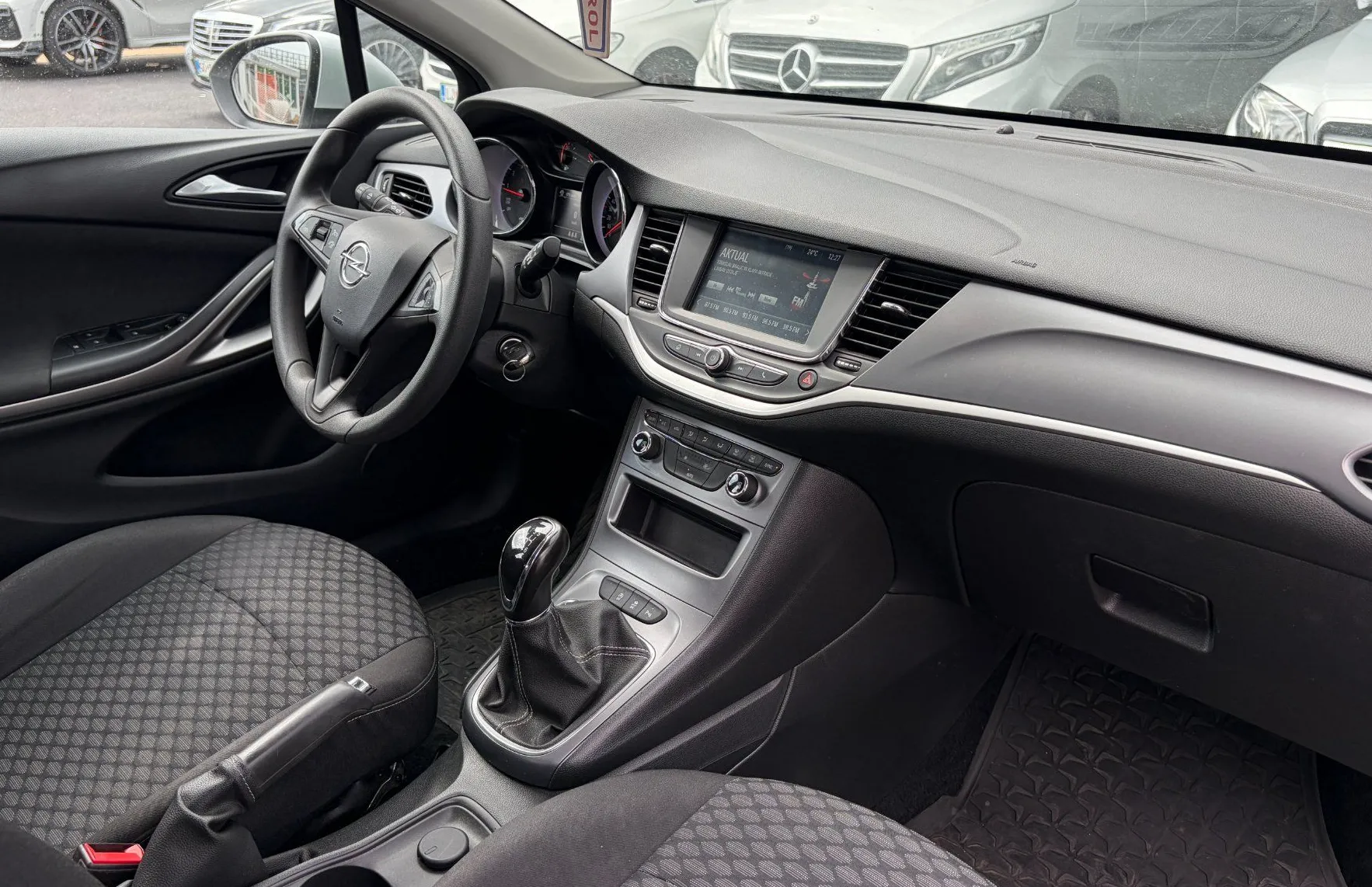Zunanja slika - Opel Astra - 1.2 Turbo - 6