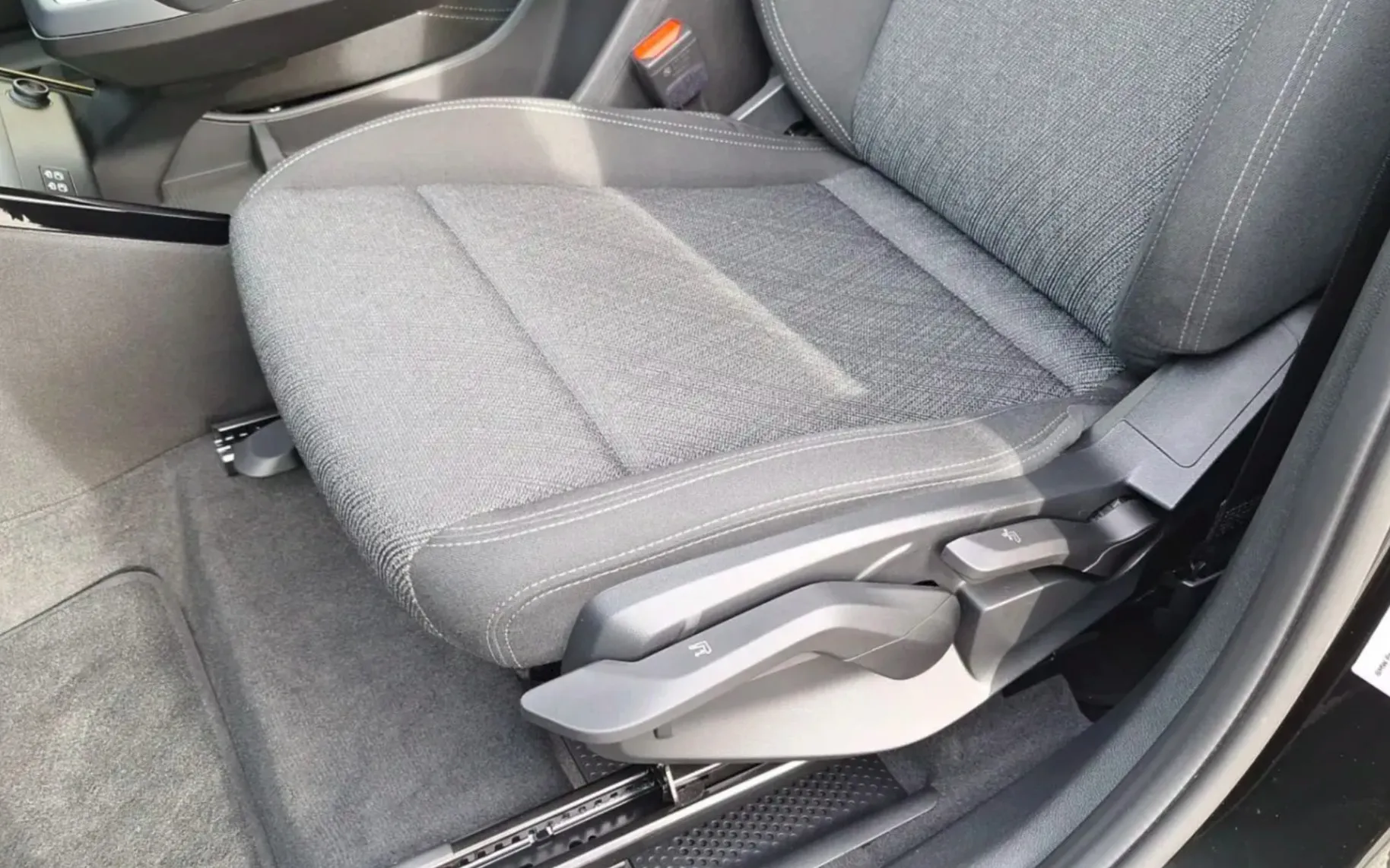 Zunanja slika - BMW Serija 2 - 218i DCT - 15