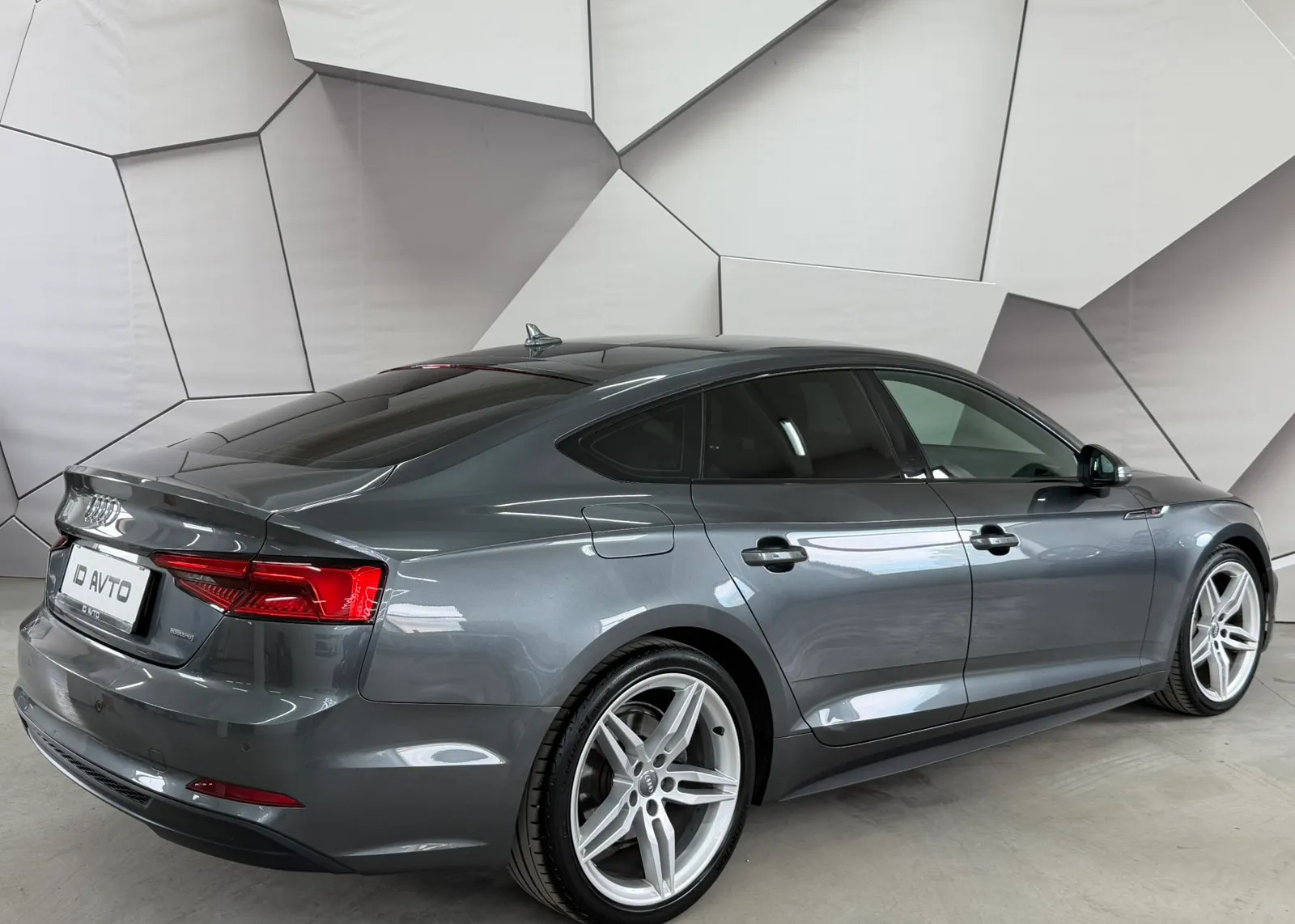 Zunanja slika - Audi A5 - Sportback 2,0 TDI Sport S tronic QUATTRO - 5