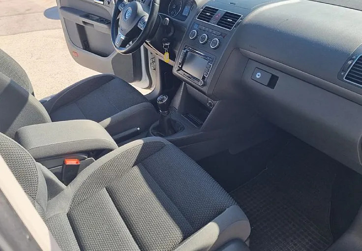 Zunanja slika - Volkswagen Touran - 1.2 TSI Comfortline  PRVI LASTNIK.SERVISNA - 8