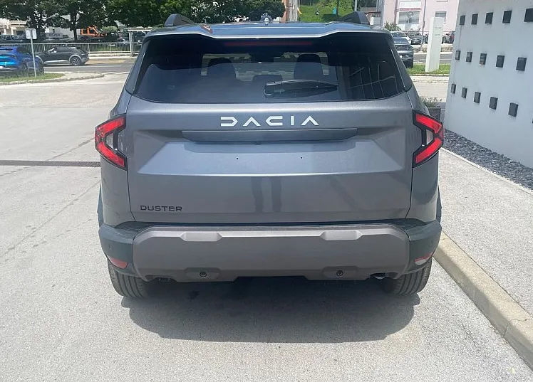 Zunanja slika - Dacia Duster - 1.2 TCe 130 JOURNEY - 3