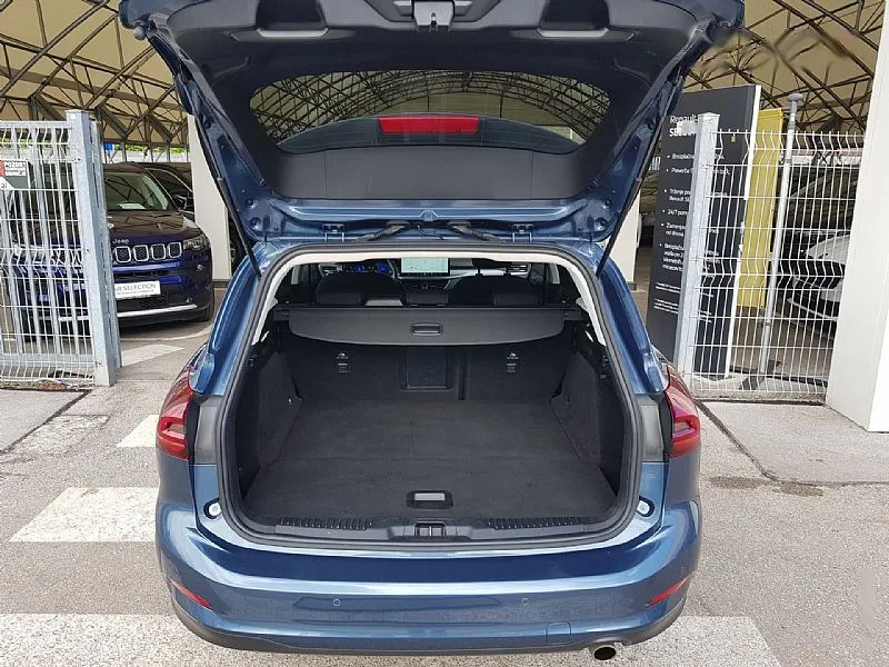 Zunanja slika - Ford Focus - Karavan 1.0 EcoBoost 125 mHEV Titanium X - 19