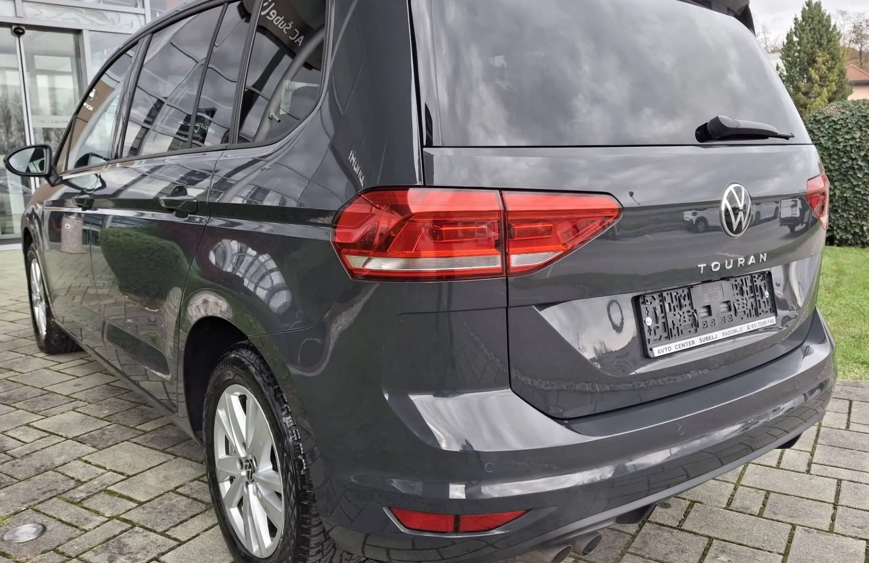 Zunanja slika - VW Touran - 2.0 TDI DSG-DEC.AKCIJA VIRTUAL ACC NAVI KAM - 4
