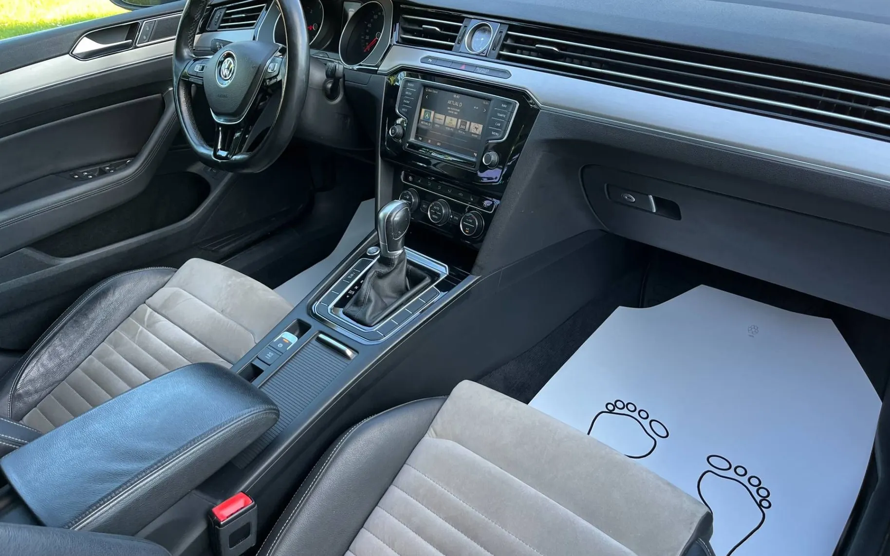 Notranja slika - Volkswagen Passat Variant - 2.0 TDI BMT Highline DSG-LED-NAVI-ALU-ODLIČEN... - 9