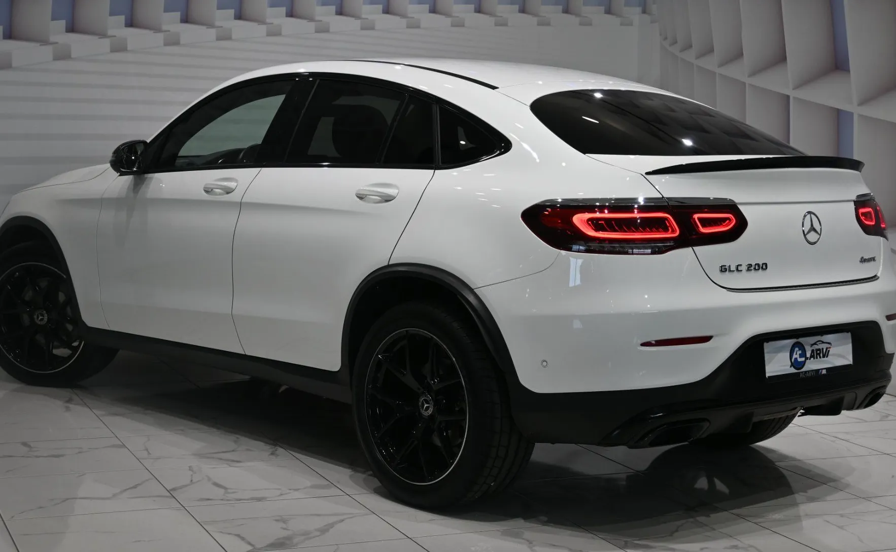 Zunanja slika - Mercedes-Benz GLC-Razred - GLC coupe 200-AMG LINE 4MATIC-KLJUKA-ADAPT.LED-VIRTUAL - 8