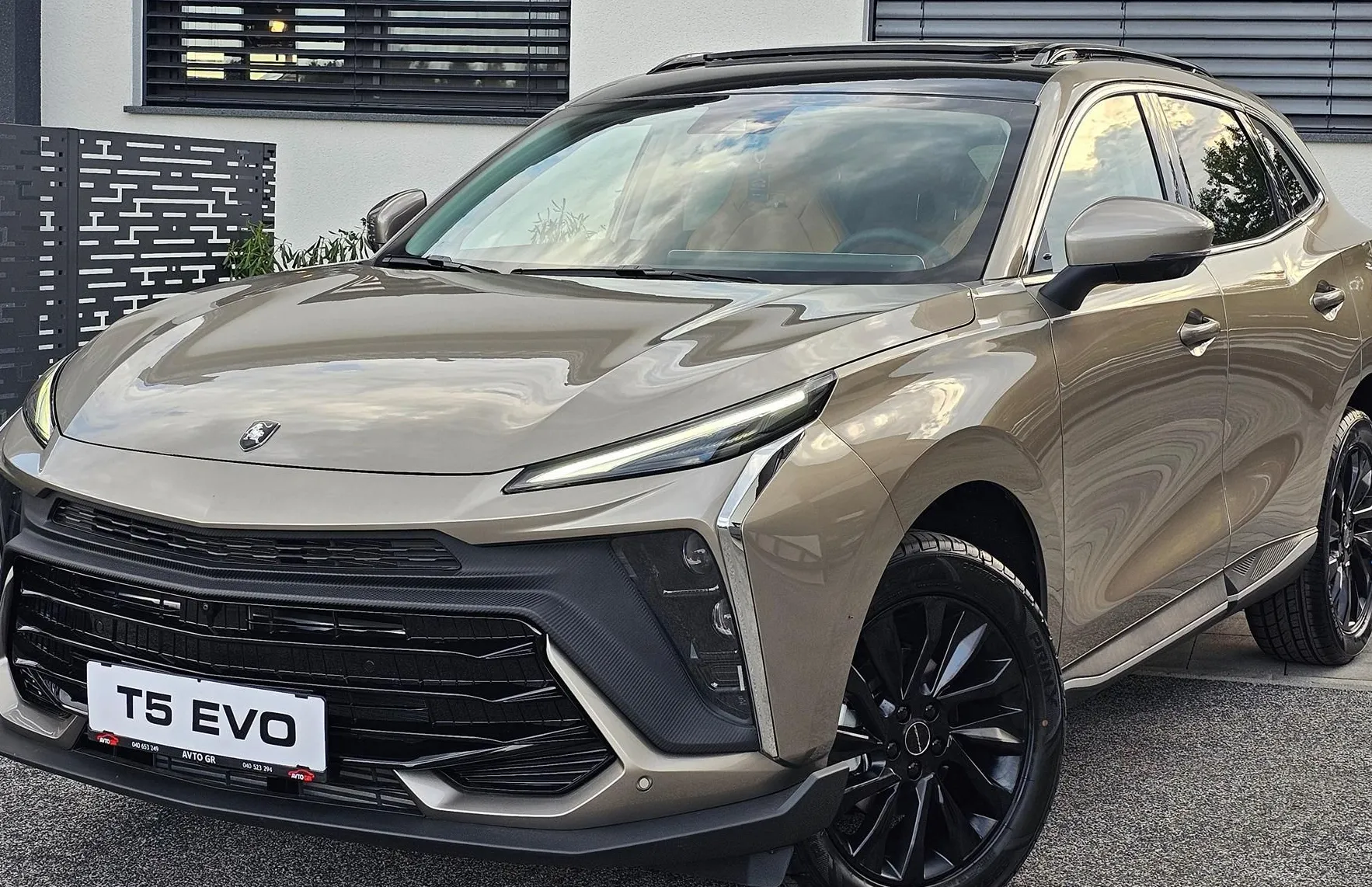 Zunanja slika - Forthing Forthing T5 EVO - T5 Evo my 2025 + ADAS+1.5 T-GDI 7DCT- NA ZALOGI- - 14