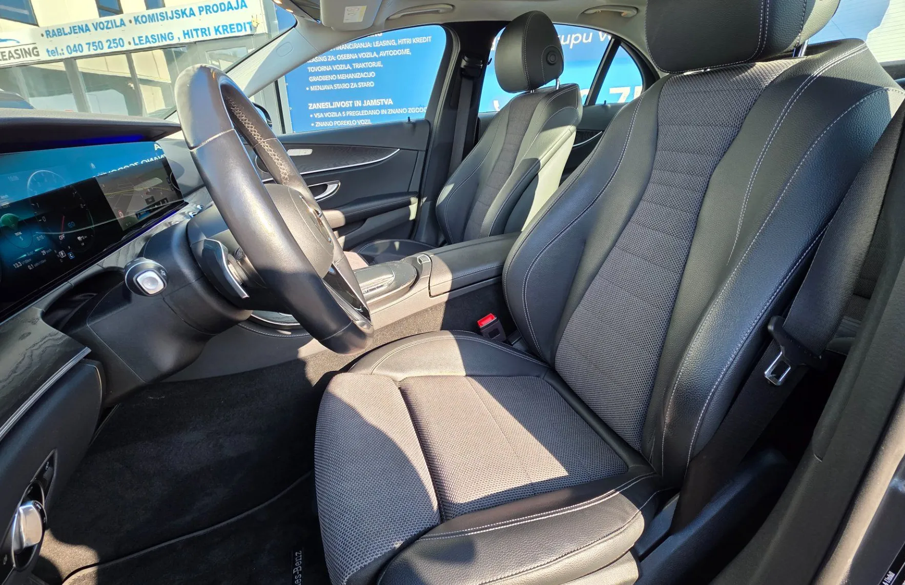 Zunanja slika - Mercedes-Benz E-Razred - E 300 e 4MATIC Avantgarde Avt.-priklopni hybrid - 8