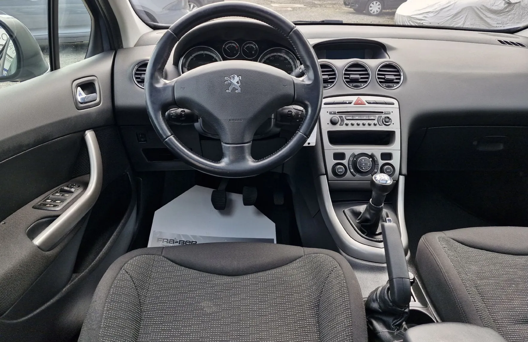 Zunanja slika - Peugeot 308 - 1.6 Hdi Monospace -PANORAMA -TEMPOMAT - 10