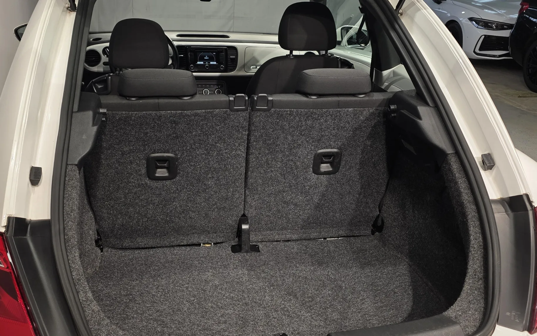 Zunanja slika - VW Beetle - 1,2 TSI Design NAVI TEMP PDC 2xKLIMA ALU - 19