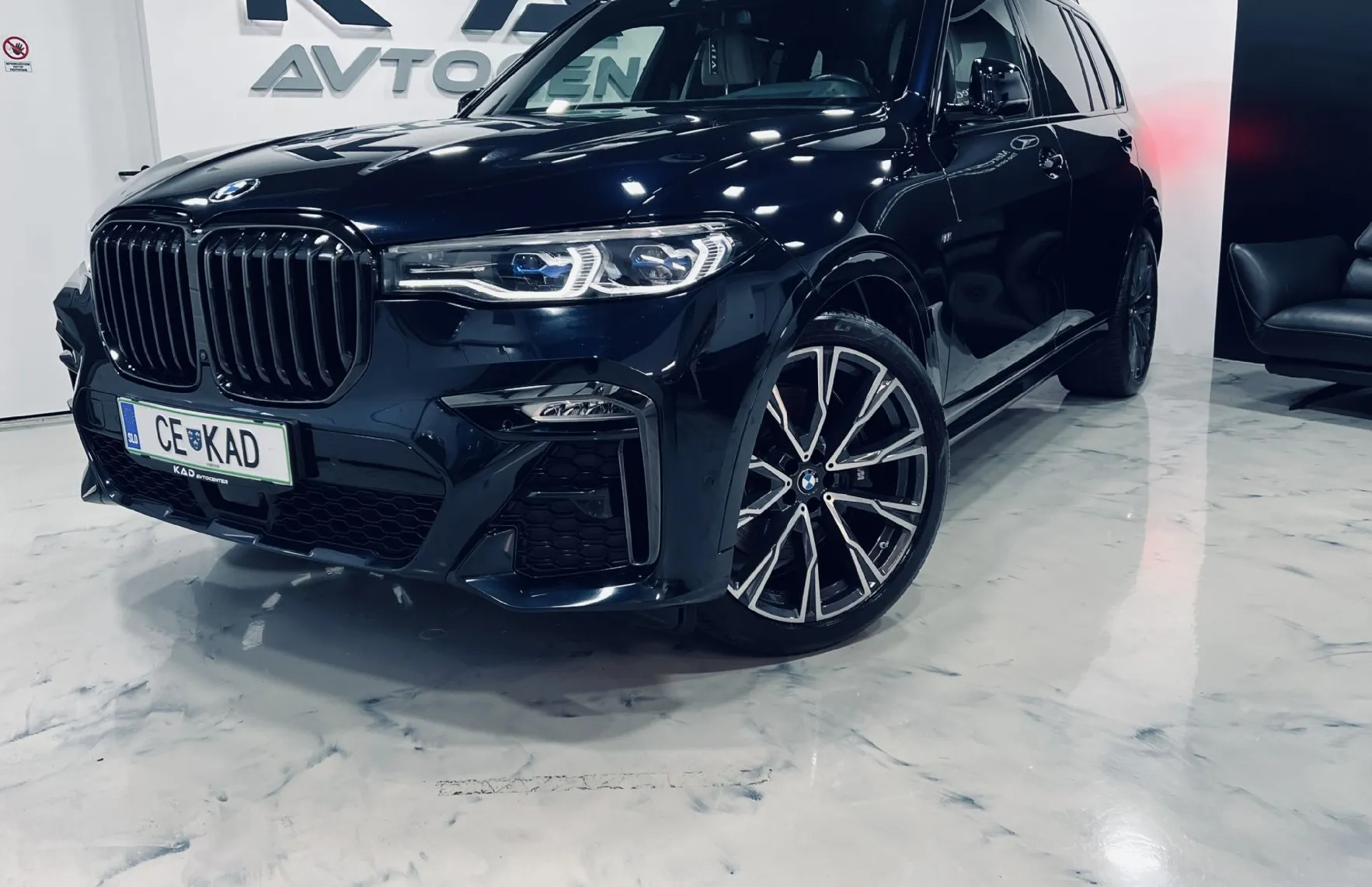 Zunanja slika - BMW X7 - serija : xDrive40i M SOFT-PANO-LASER-KAM360-22COL -4CONTR.. - 1